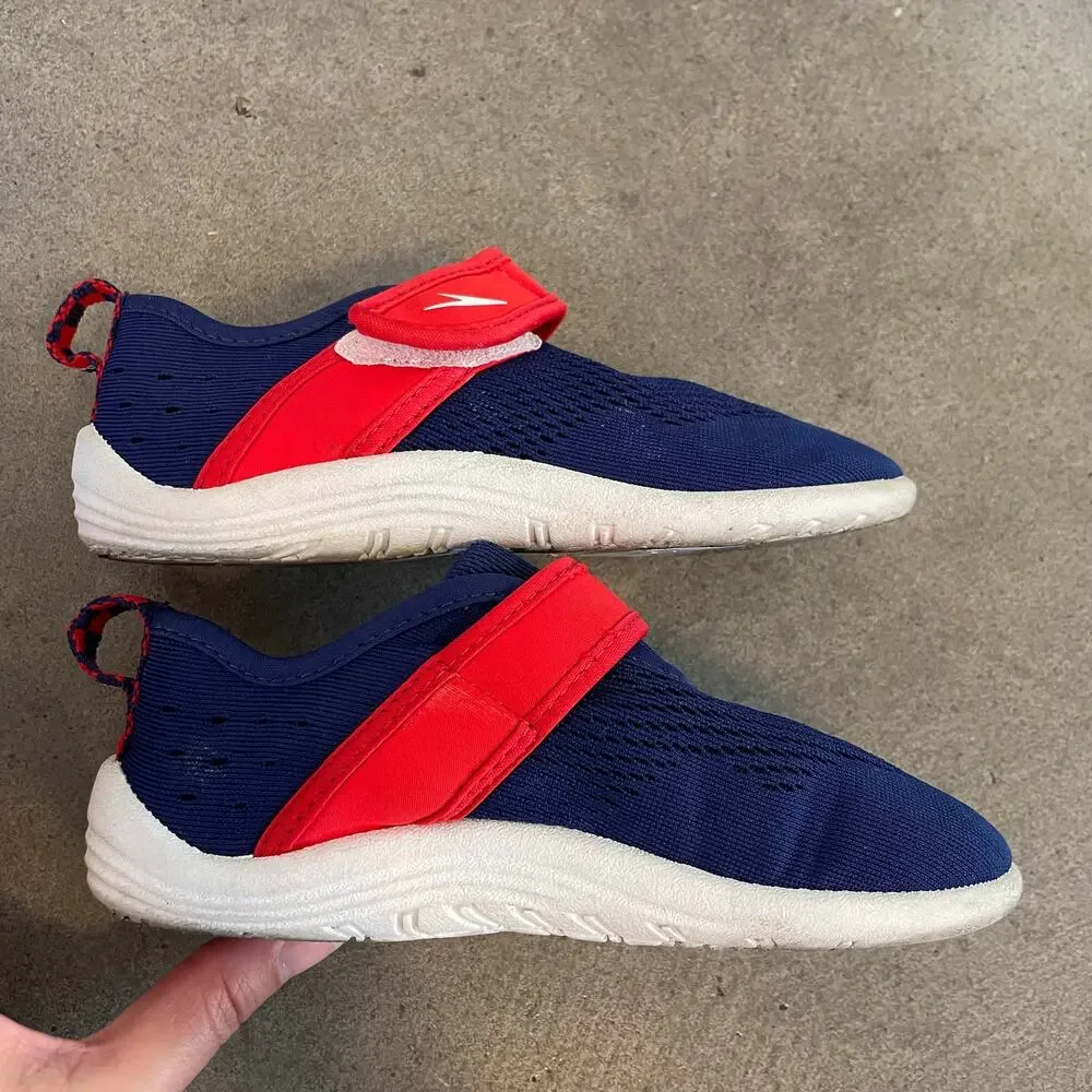 Speedo navy blue red water shoes boys size 11 outdoor swim soft sneaker
